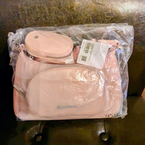 Lululemon Crossbody Bag with Nano Pouch 2L in Flush Pink, BNWT - Picture 8 of 8